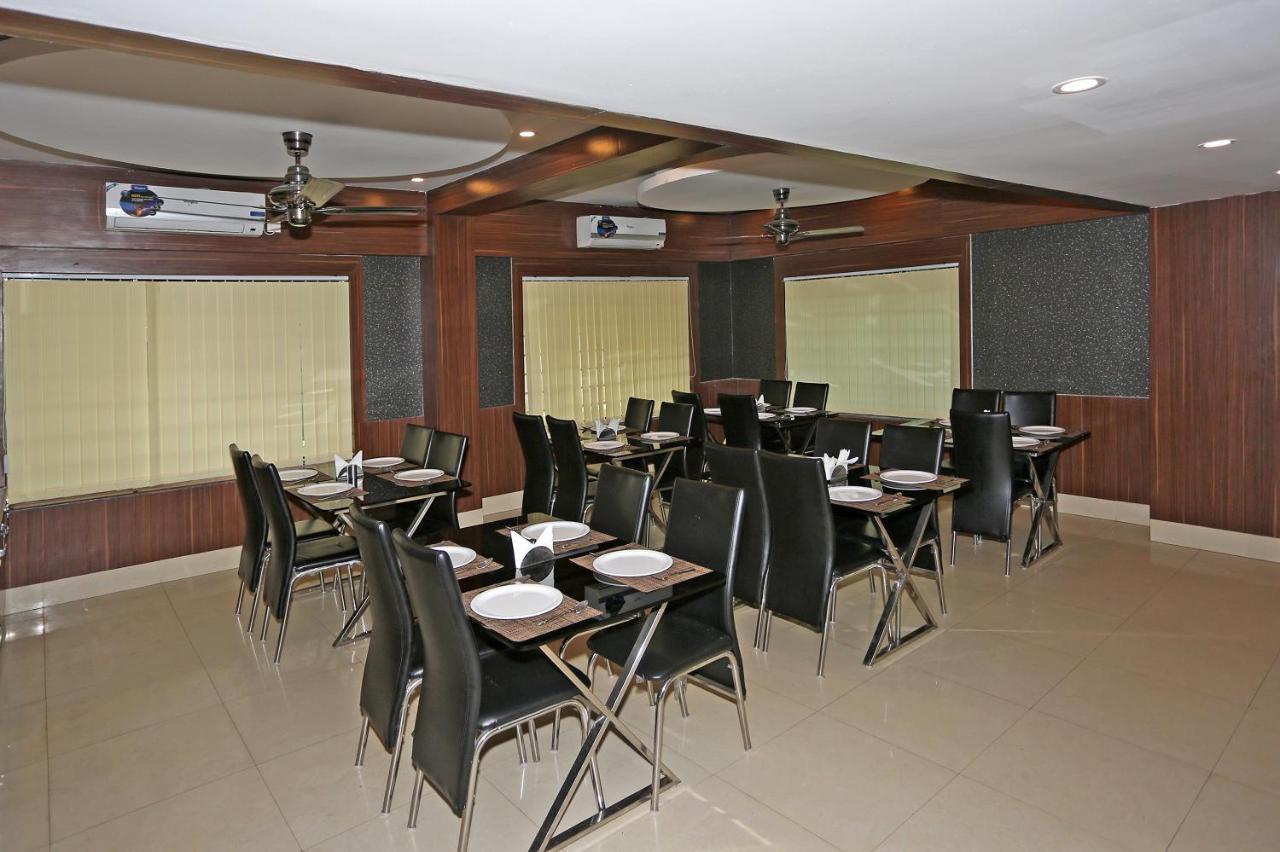 Hotel Railview 부바네스 외부 사진